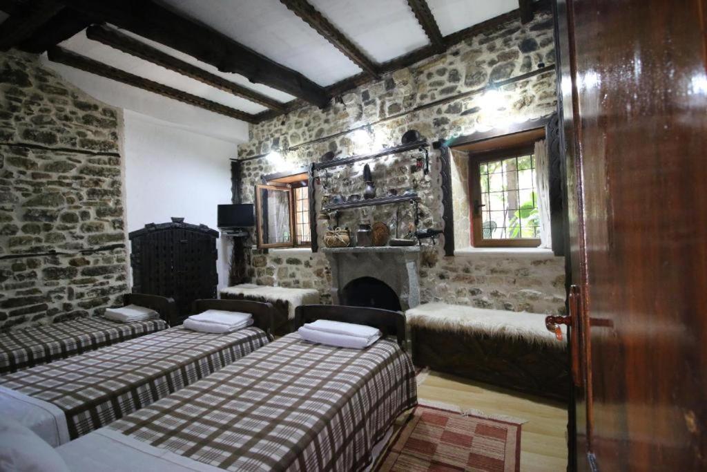 Hotel Nasho Vruho Berat Exterior foto