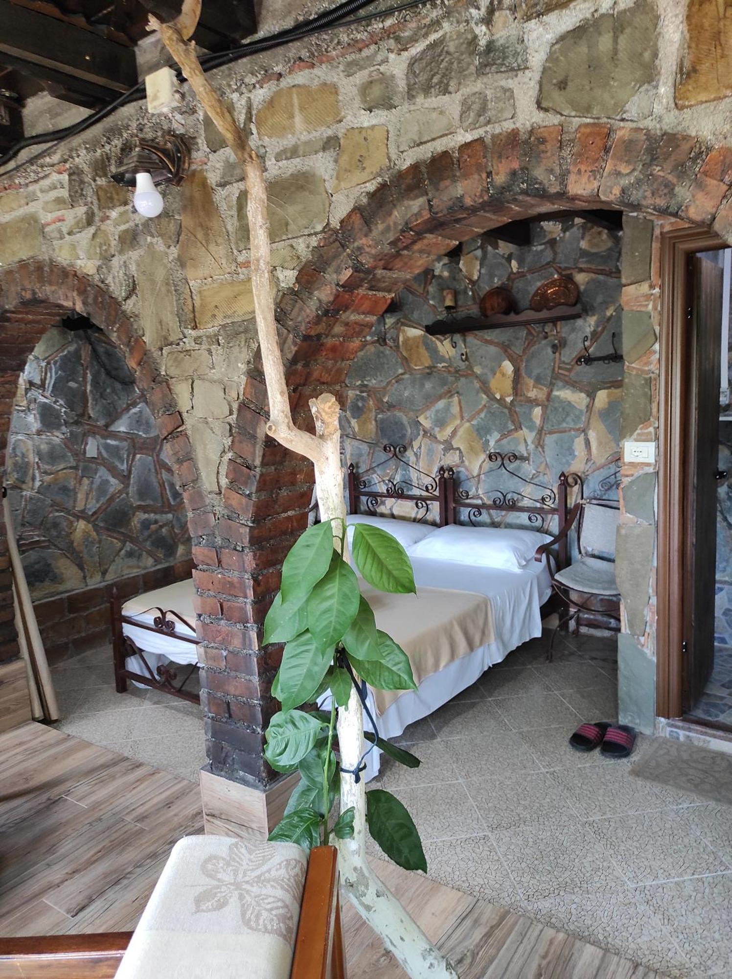 Hotel Nasho Vruho Berat Habitación foto