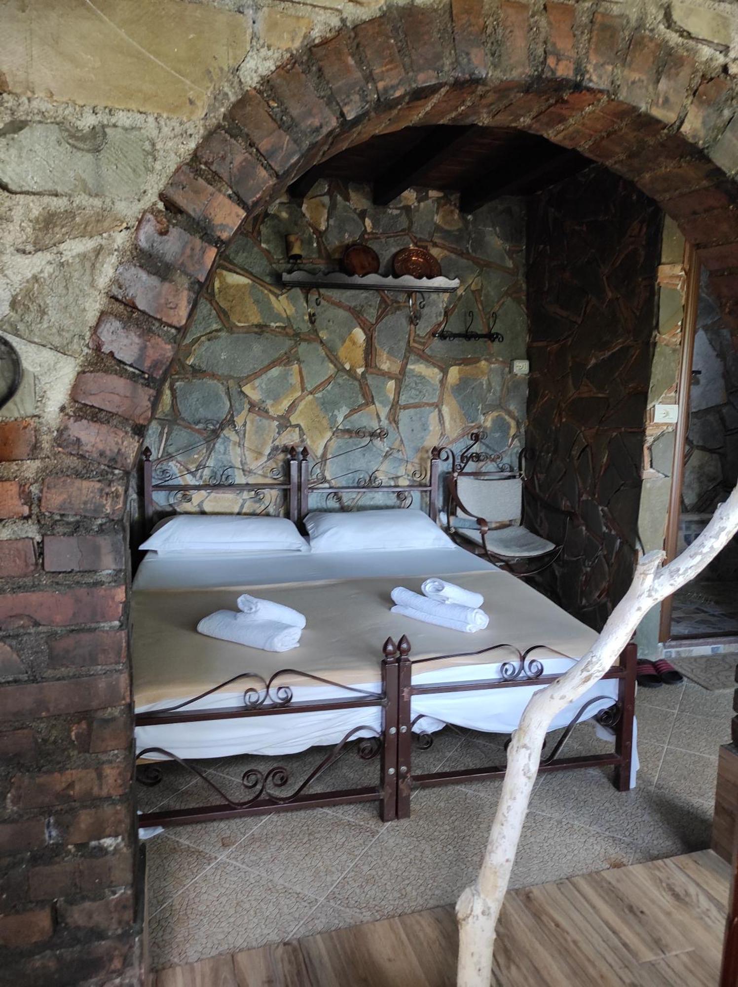 Hotel Nasho Vruho Berat Habitación foto